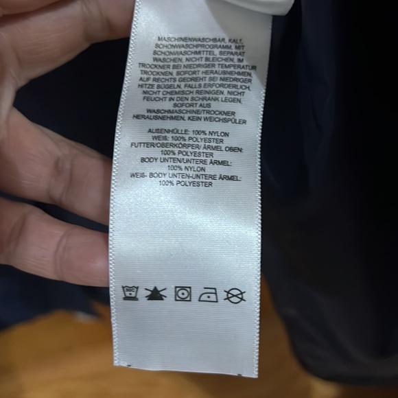 Pre-Owned for women  jacket size Large in great condition. - Picture 5 of 8